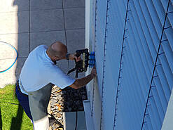 Glas- & Jalousienreinigung